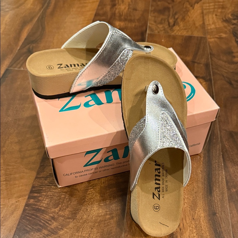 Brand New Women's Stylish Silver Sandals - Picture 5 of 7